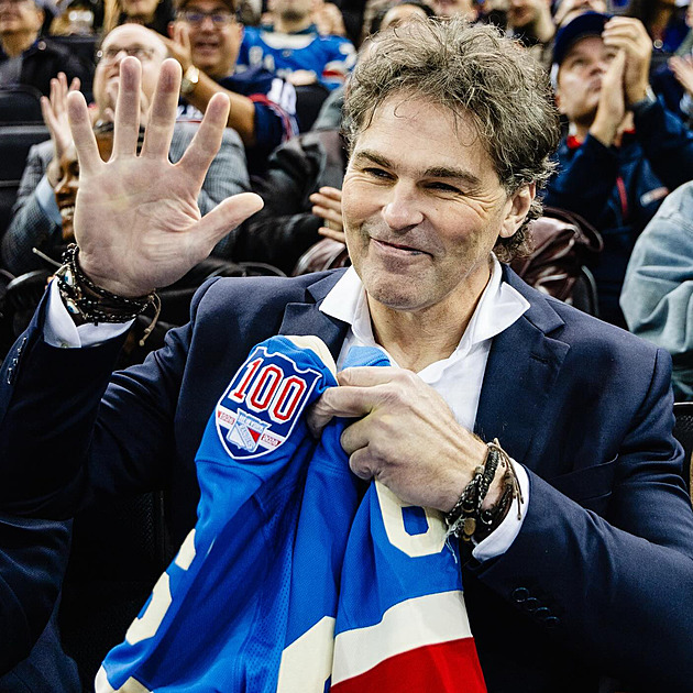 Proč pořád hraju hokej? Abych neztloustl! Jágrovi se aplaudovalo v New Yorku