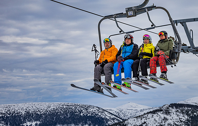 Lyžovačka se prodraží. Ceny skipasů letí vzhůru, někde o desítky procent