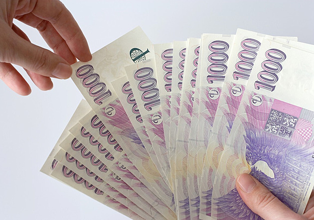 Firmy v Pardubickém kraji se s lidmi podělí o zisky, někde se bude přidávat