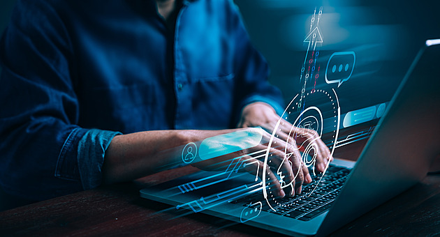 Češi nejsou spokojení s digitalizací. Pomoct by mohla AI, úředníky nenahradí