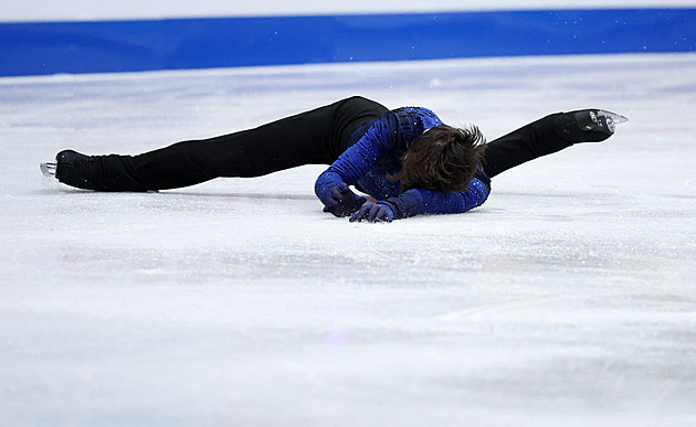 Noční můra. Katastrofa. Kolaps. Co stále sráží krasobruslařskou hvězdu Aymoze?