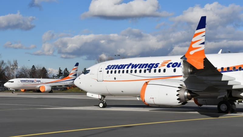 Papež: Cestující uvízlí v Emirátech jsou zabezpečeni. Dva lety pro Čechy vyjdou na 20 milionů