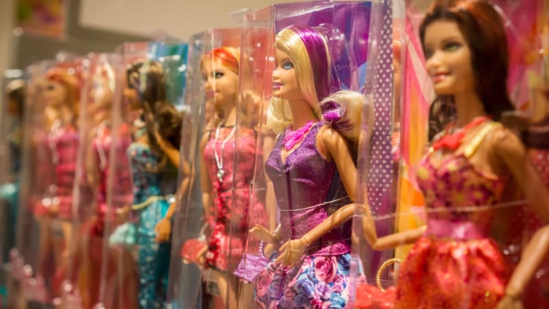 Nebezpečná droga byla v USA zabalená u barbíny. Nechybělo moc, aby se dostala k malé holčičce