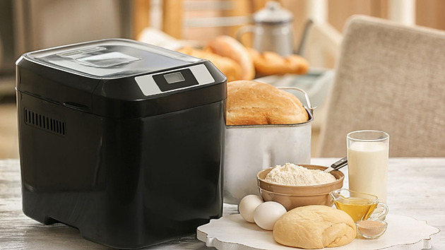 Domácí pekárna není jen na chléb. Objevte 5 receptů na snídaně, u kterých vám pekárna usnadní práci