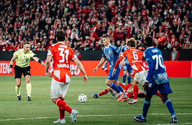 Další posily? Stejně budu hrát já. Baráth plní, co slíbil. A teď do top čtyřky, velí