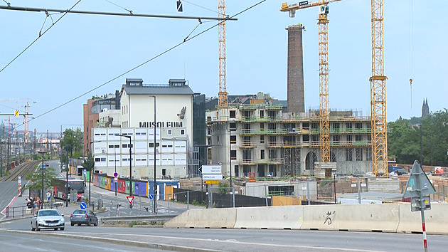 Pražané si stěžují na nedostupnost bydlení i dopravní zácpy