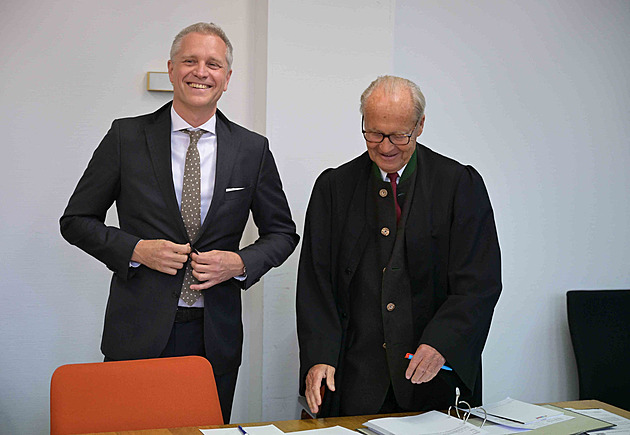 „Nevkusné ano, trestné ne.“ Německý soud zrušil rozsudek v kauze Bystroně z AfD