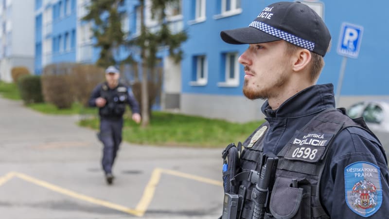Desetiletý Štěpán kráčel po pražském sídlišti jen v pyžamu. Zachránil ho všímavý kolemjdoucí