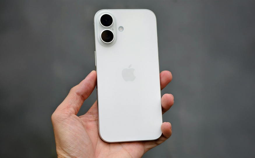 Apple ruší podzimní klasiku: víme, proč základní iPhone 18 letos vůbec nedorazí