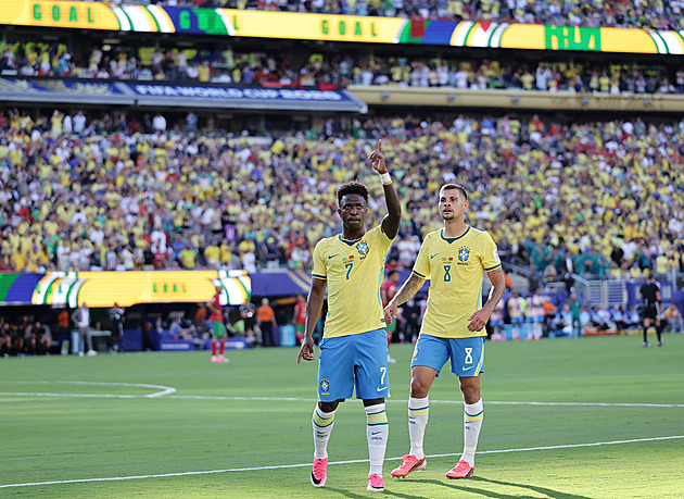 9. den MS ve fotbale 2026: USA si zahrají s Austrálií, Brazílie vyzve Haiti
