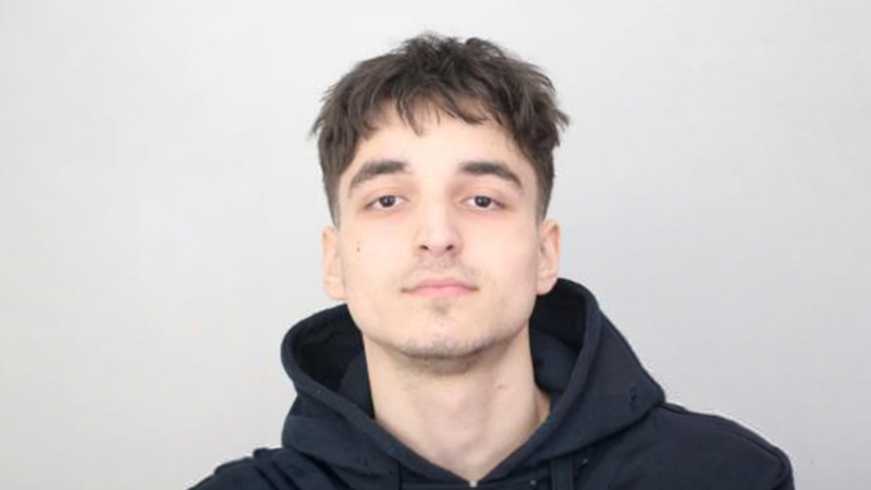 Po 19letém Filipovi z Prahy se slehla zem. Pohřešuje se od pátku, blízcí prosí o pomoc