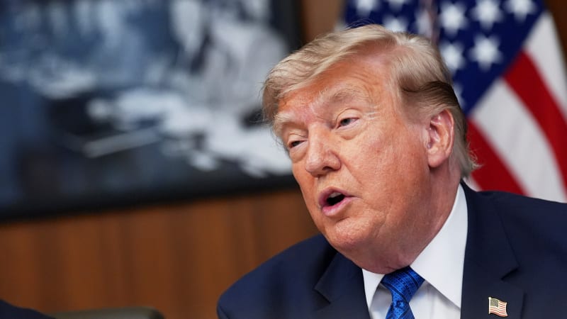 CNN: Trump čelí v Íránu pasti, do níž se USA dostaly ve Vietnamu či v Afghánistánu